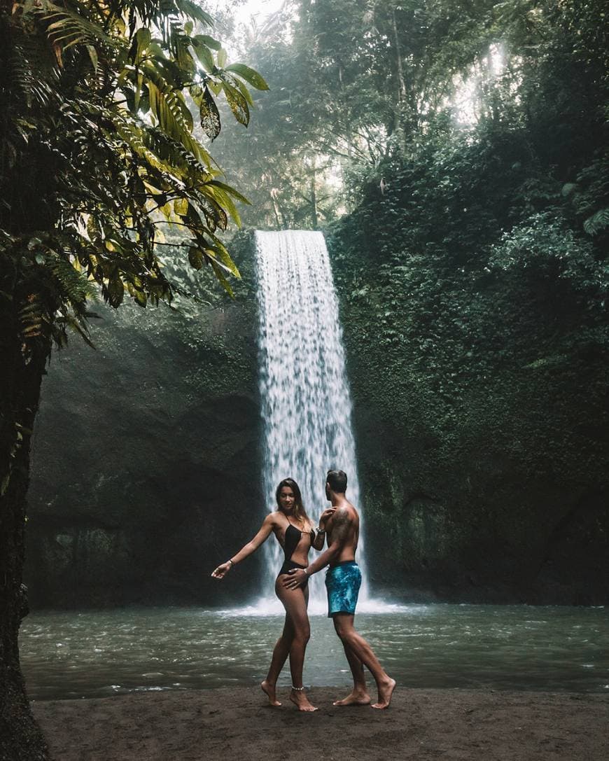 Lugar Tibumana Waterfall