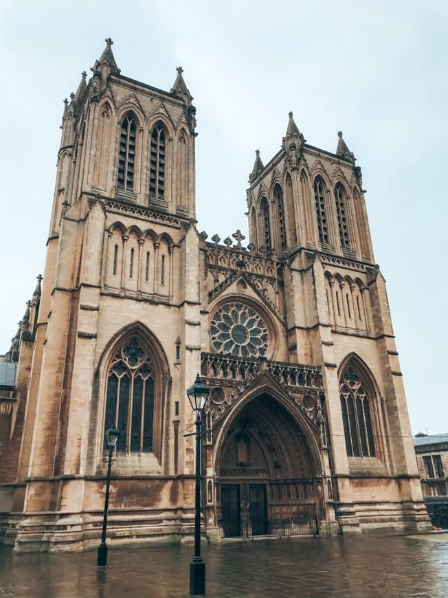 Place Bristol Cathedral