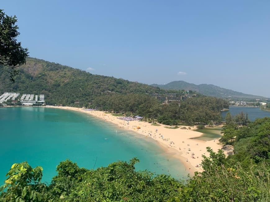 Place Nai Harn Beach