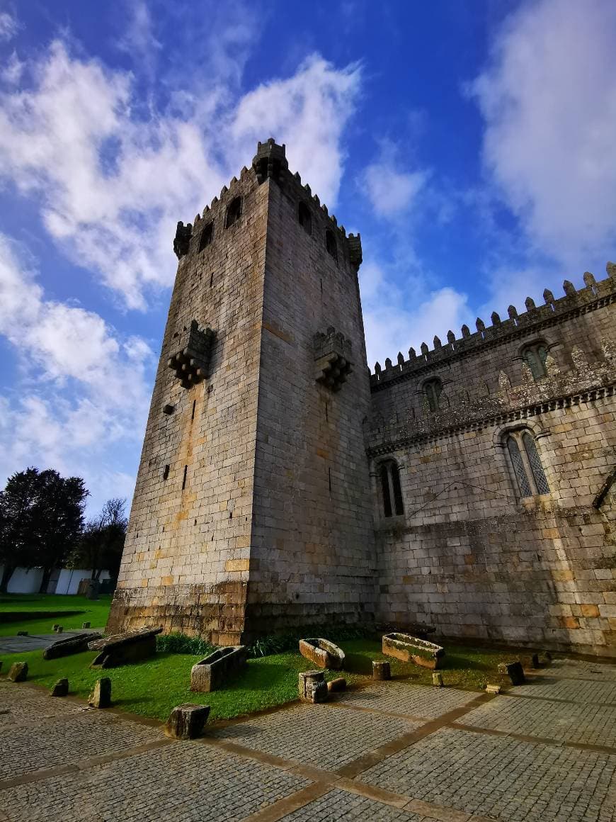 Place Mosteiro de Leça do Balio