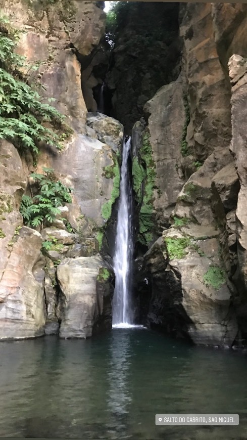 Lugar Cascata do Salto do Cabrito