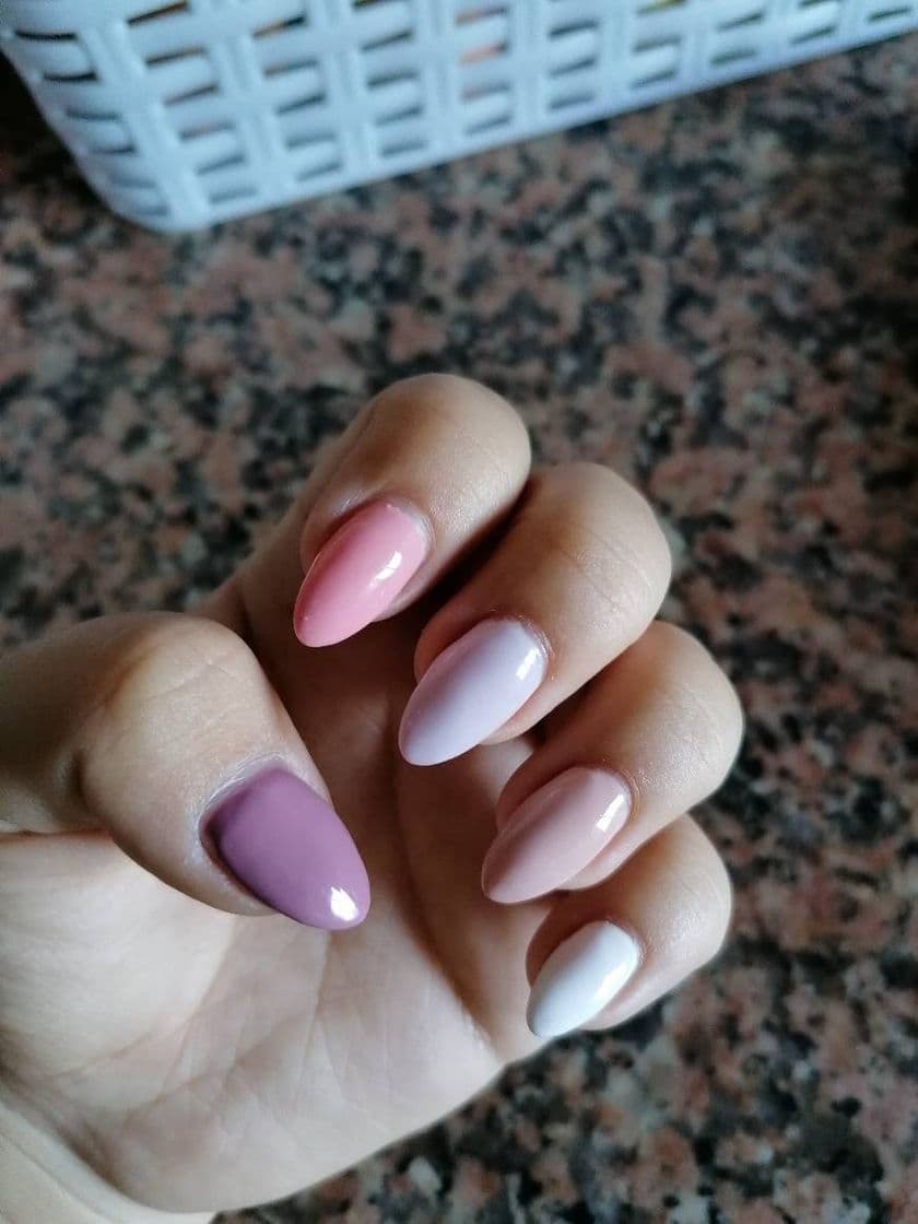 Fashion Magic Pink Nails