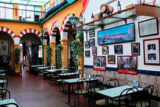 Restaurants Restaurante Sociedad Plateros María Auxiliadora