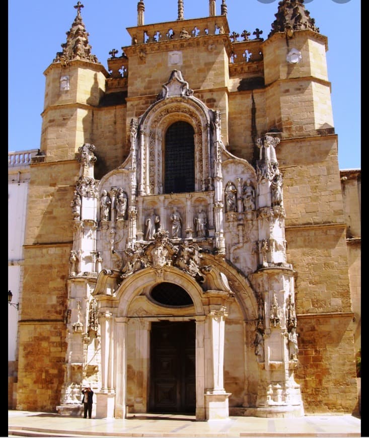 Lugar Igreja de Santa Cruz