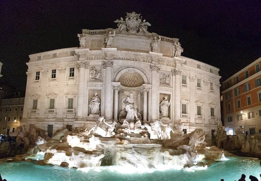 Lugar Fontana di Trevi