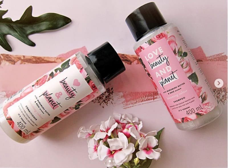 Product LOVE BEAUTY & PLANET Murumuru Butter and Rose shampoo