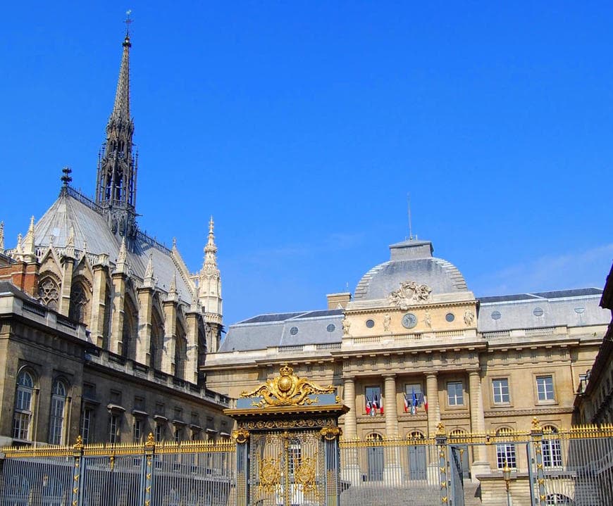 Place Palais de Justice de Paris