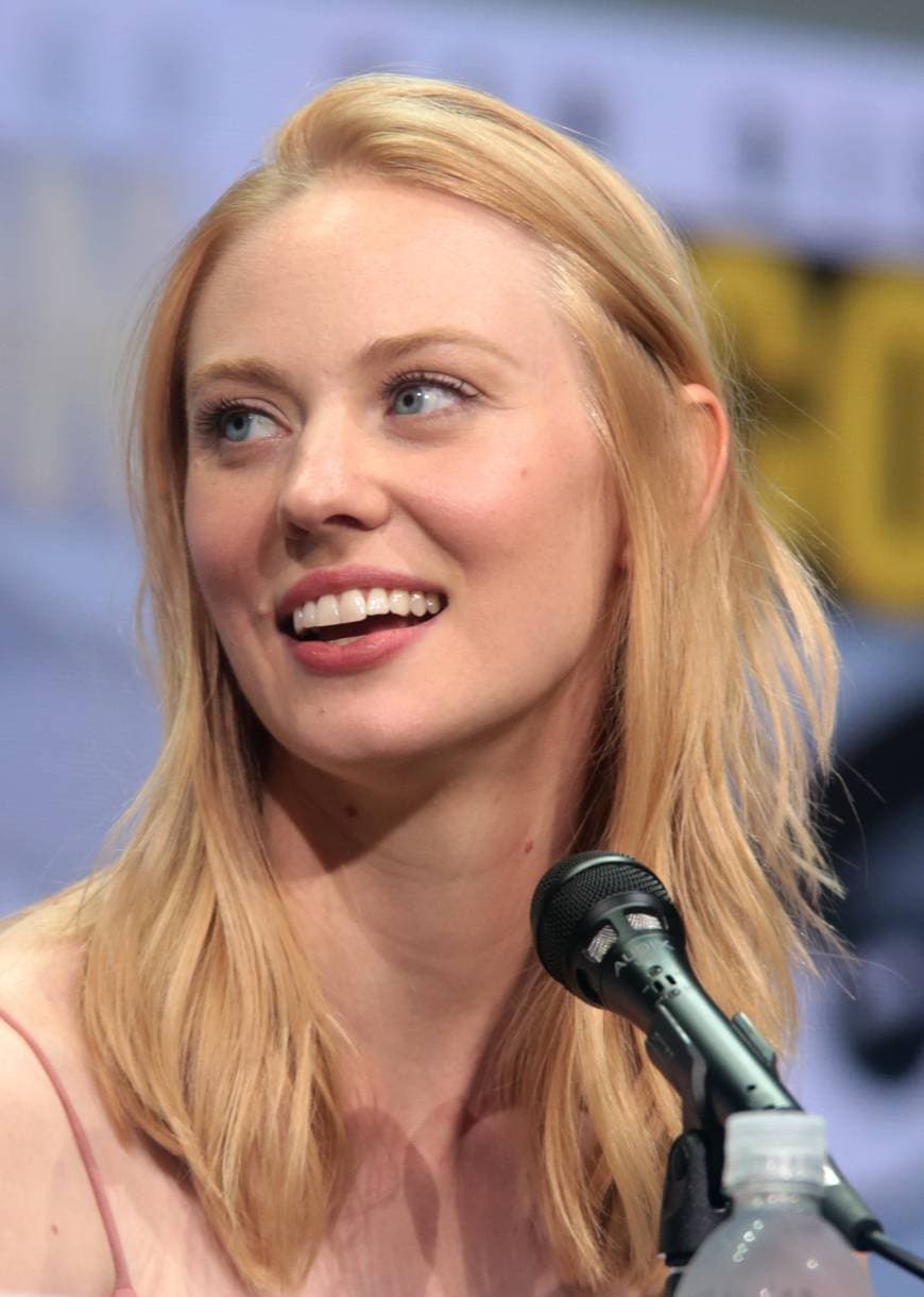 Moda Deborah Ann Woll