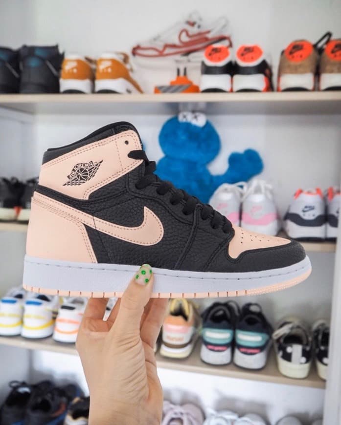 Product Air Jordan 1 Crimson Tint 