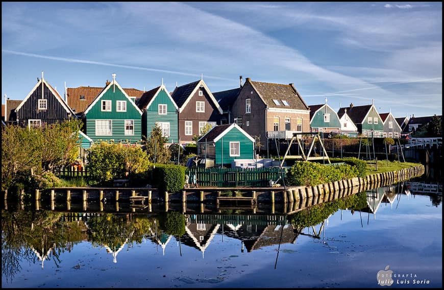 Place Volendam