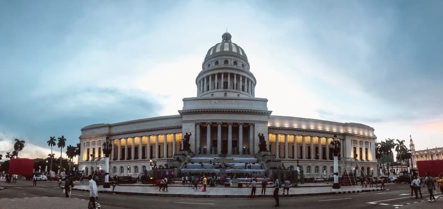 Place Capitolio Habana