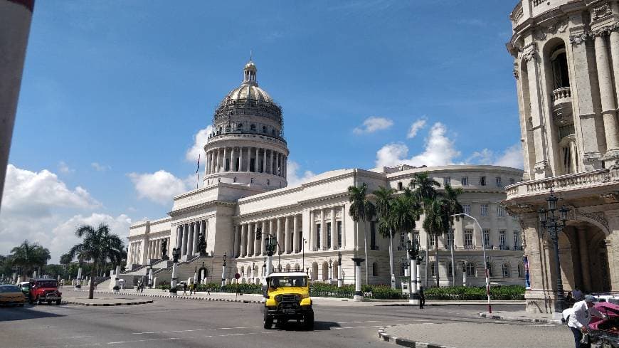 Place Capitolio Habana