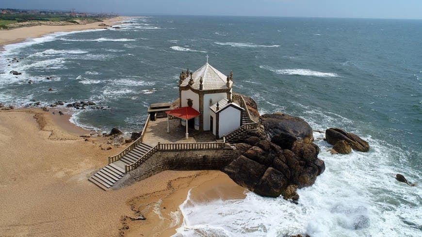 Lugar Senhor da Pedra beach