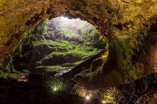 Lugar Algar do Carvão - Monumento Natural Regional