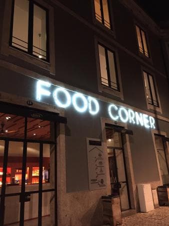 Restaurantes Food Corner