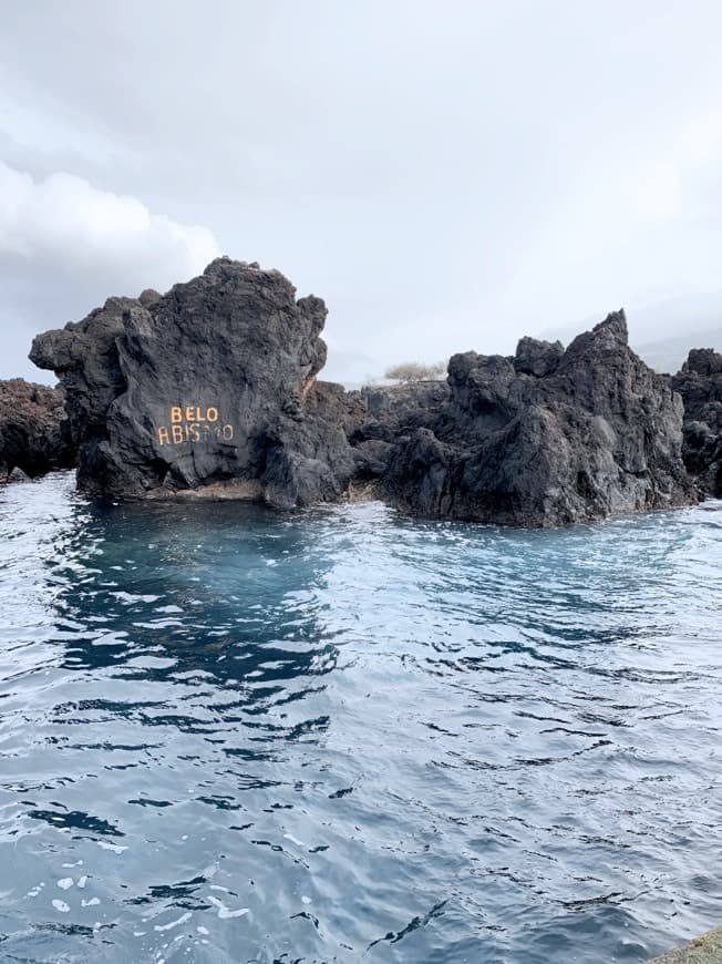 Lugar Piscinas Naturais Biscoitos