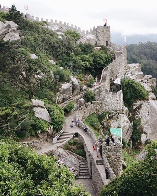 Place Castelo dos Mouros