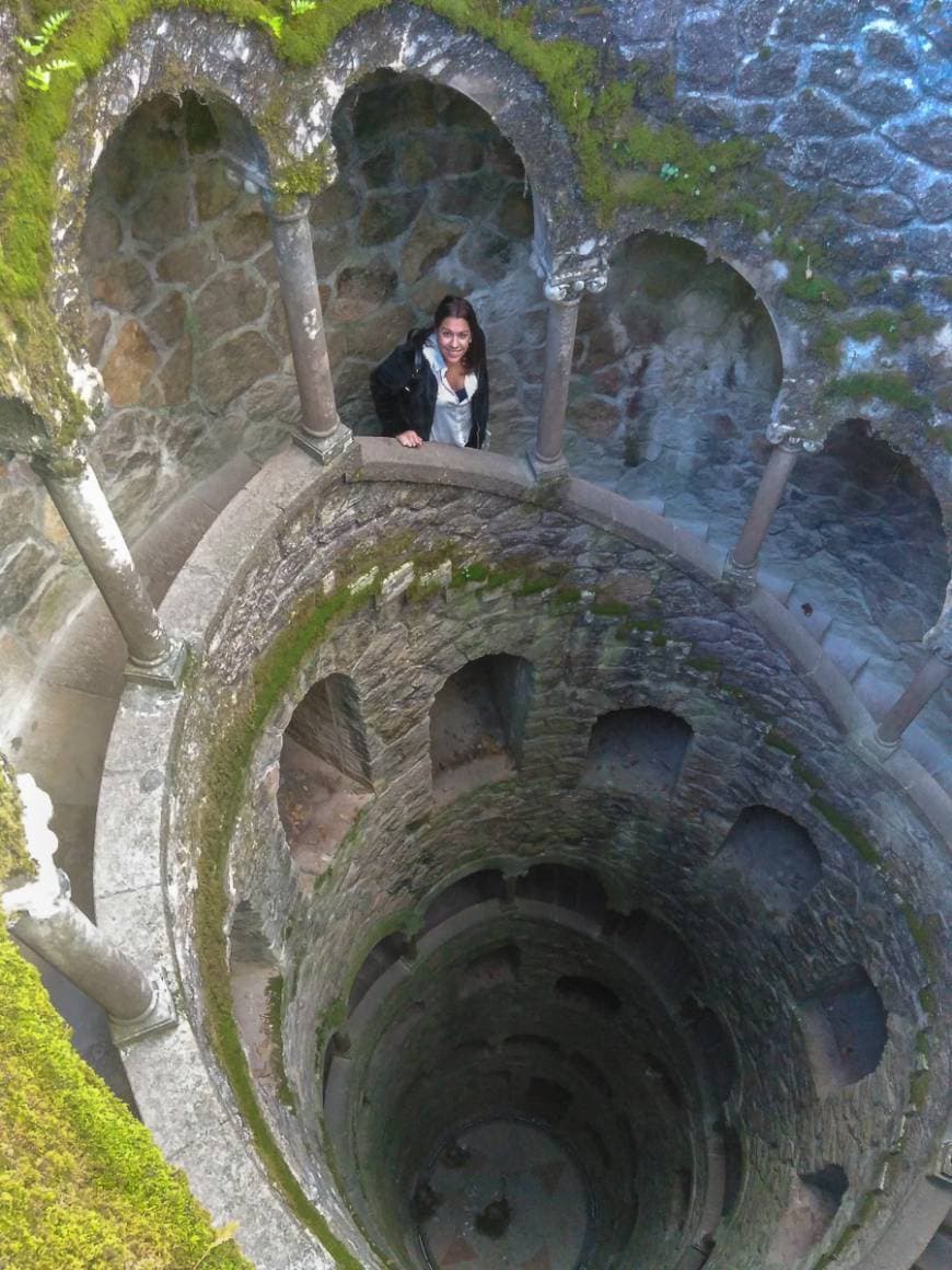 Lugar Poço Iniciático - Quinta da Regaleira