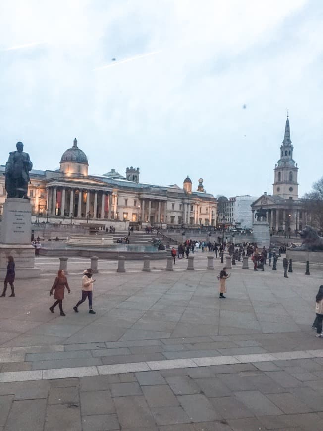 Lugar Trafalgar Square