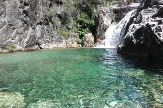 Lugar Cascata da Portela do Homem