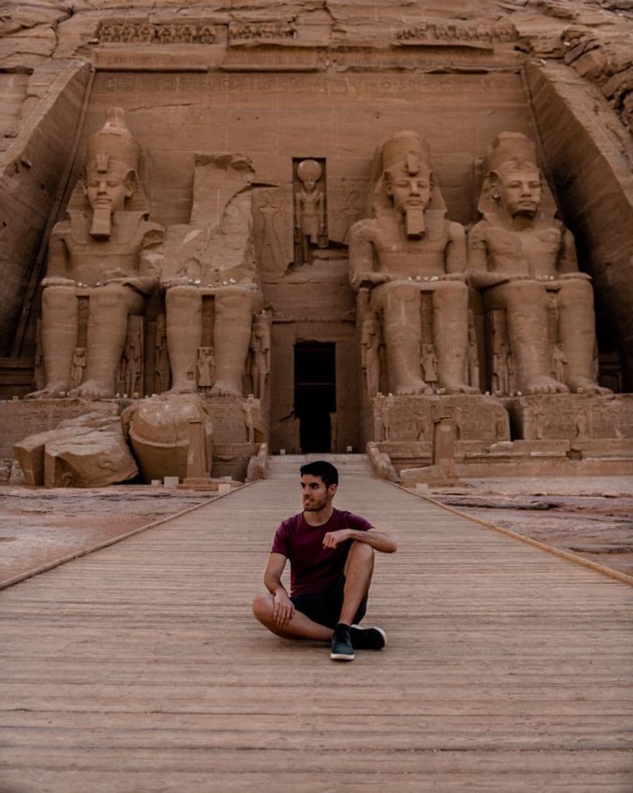 Place Abu Simbel