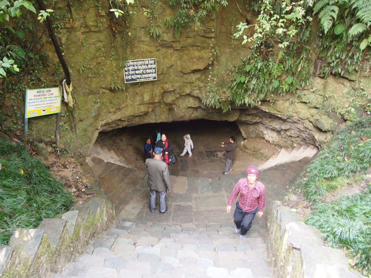 Place Mahendra Cave