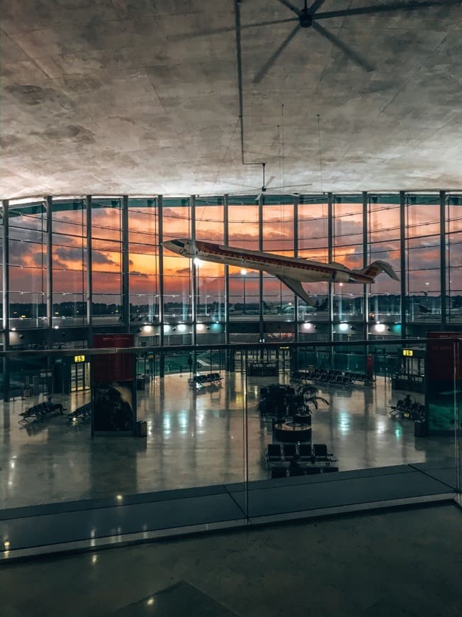 Lugar Aeropuerto de Valencia (VLC)