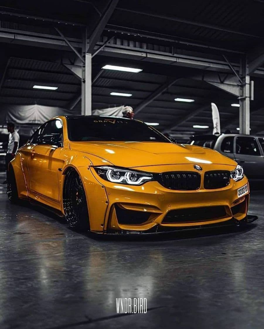 Moda BMW M4 CS LB