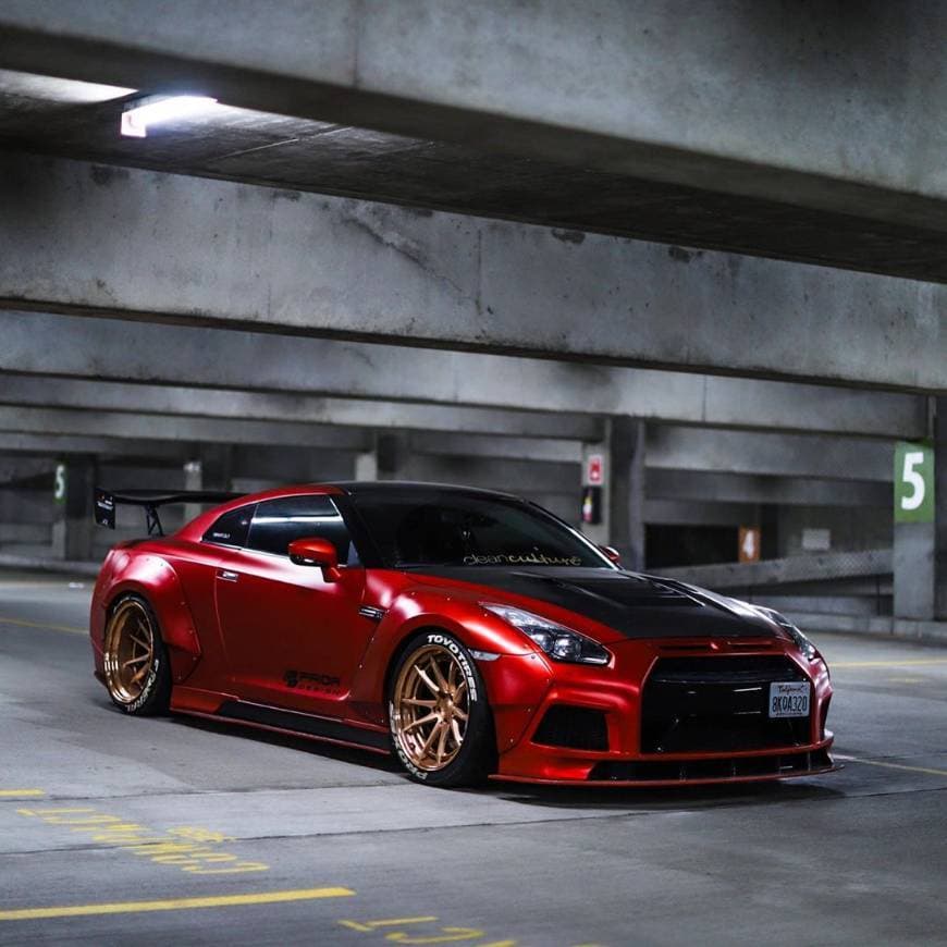 Fashion Nissan GTR R35 2009