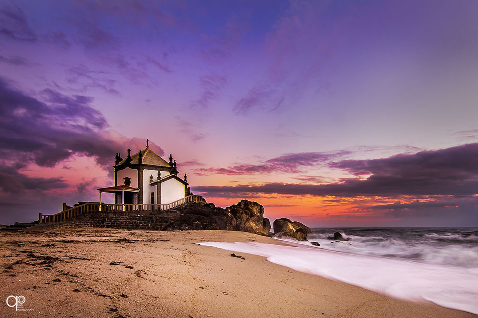 Lugar Capela do Senhor da Pedra - Miramar