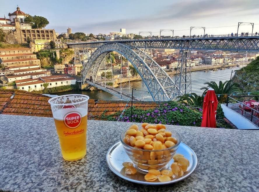 Restaurants Guindalense Futebol Clube