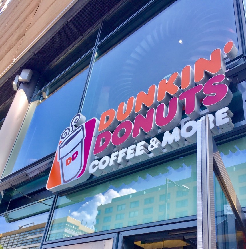 Place Dunkin' Donuts