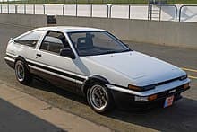 Moda Toyota Corolla AE86