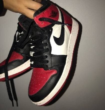 Product Jordan 1 Retro High Bred Toe