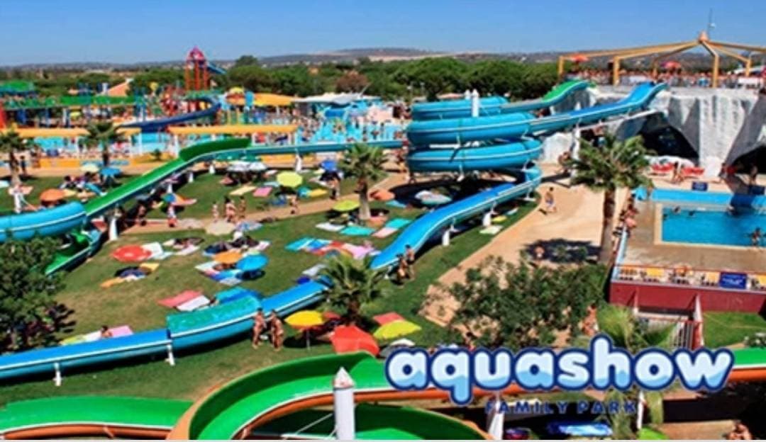 Lugar Aquashow Park - Water Park