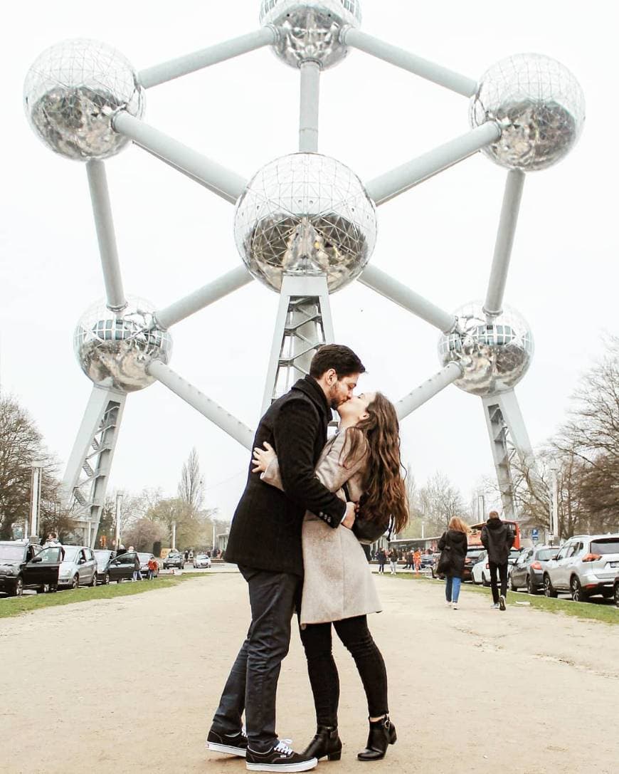 Place Atomium