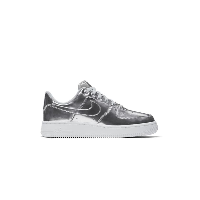 Producto Air Force 1 SP 
“Metallic Chrome”