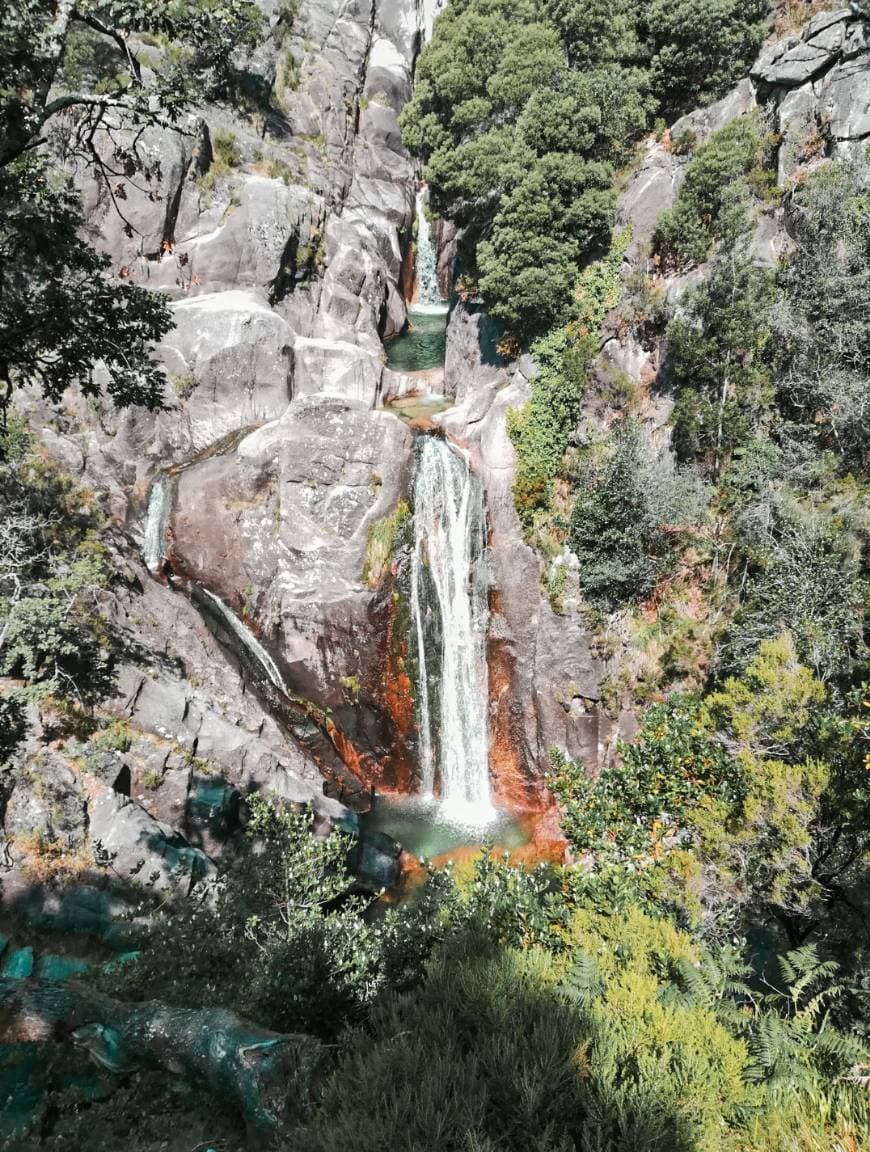 Lugar Cascata do Arado