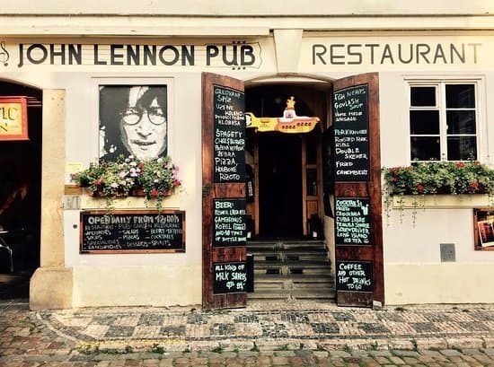 Place John Lennon Pub