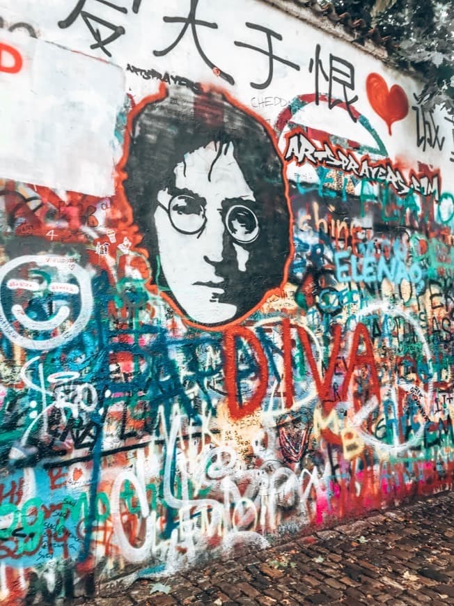 Place John Lennon Wall