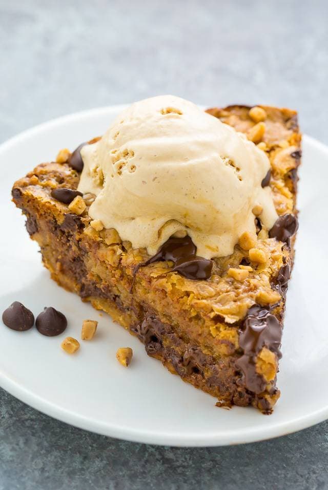 Fashion Toffee chocolate chip cookie pie