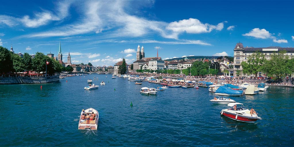 Place Lake Zurich