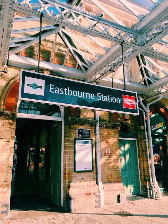 Place Eastbourne Train Station - Southern Railway