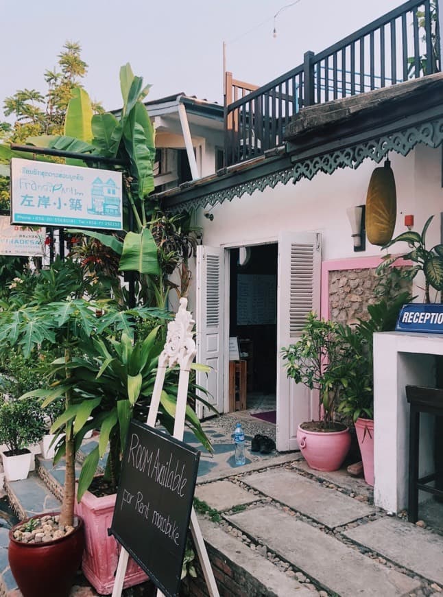 Place frangipani inn