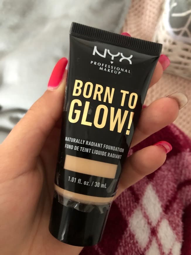 Producto Born To Glow! Naturally Radiant Foundation