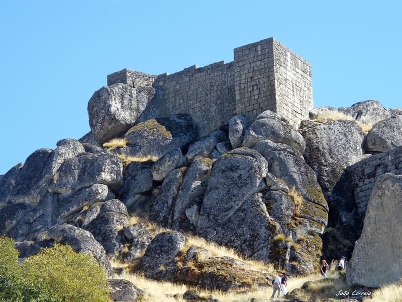 Lugar Castelo De Monsanto