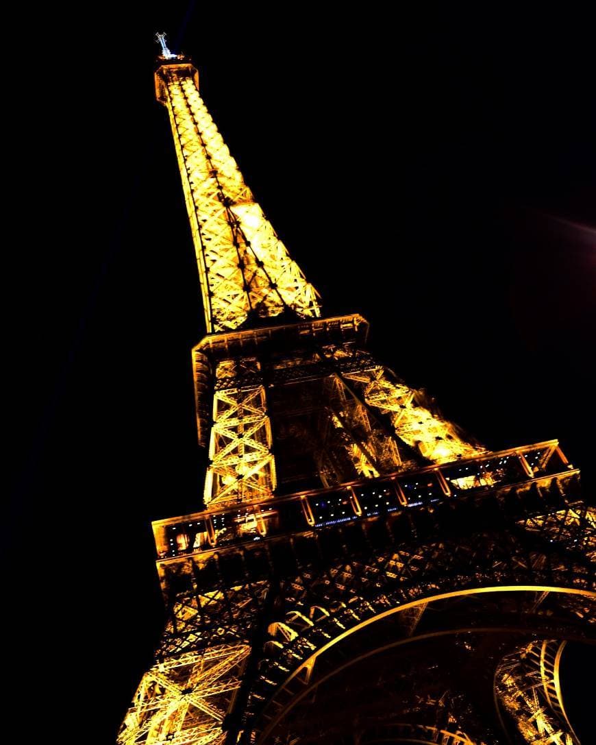 Place Torre Eiffel