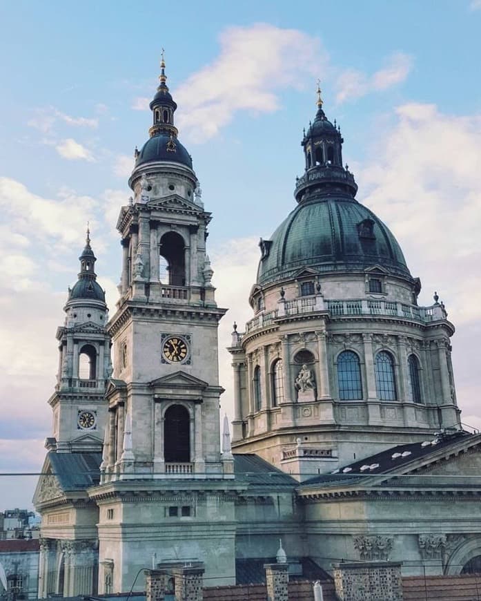 Place Basílica de San Esteban