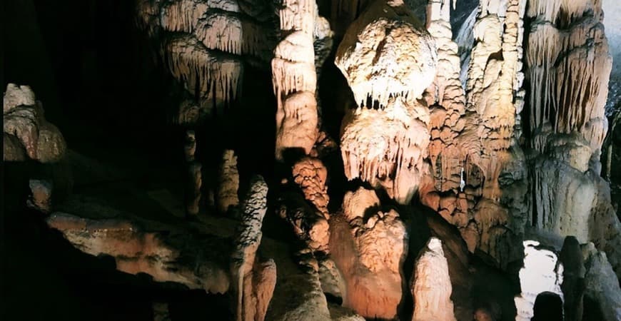 Lugar Postojna Cave