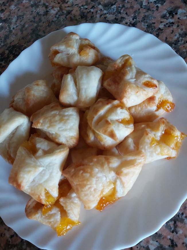 Fashion Folhados de Queijo e Doce de Abóbora 